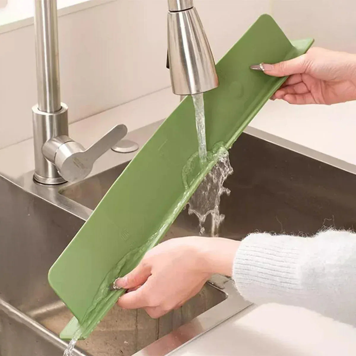 Silicone Sink Splash Guard | 15-Inch Water Splash Stopper